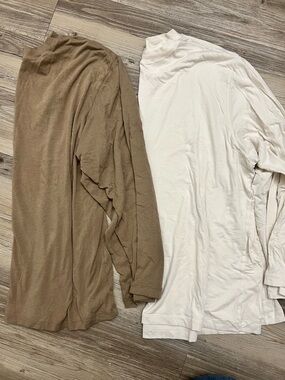 SKIMS Long Sleeve Tees in Cream and Tan Bundle